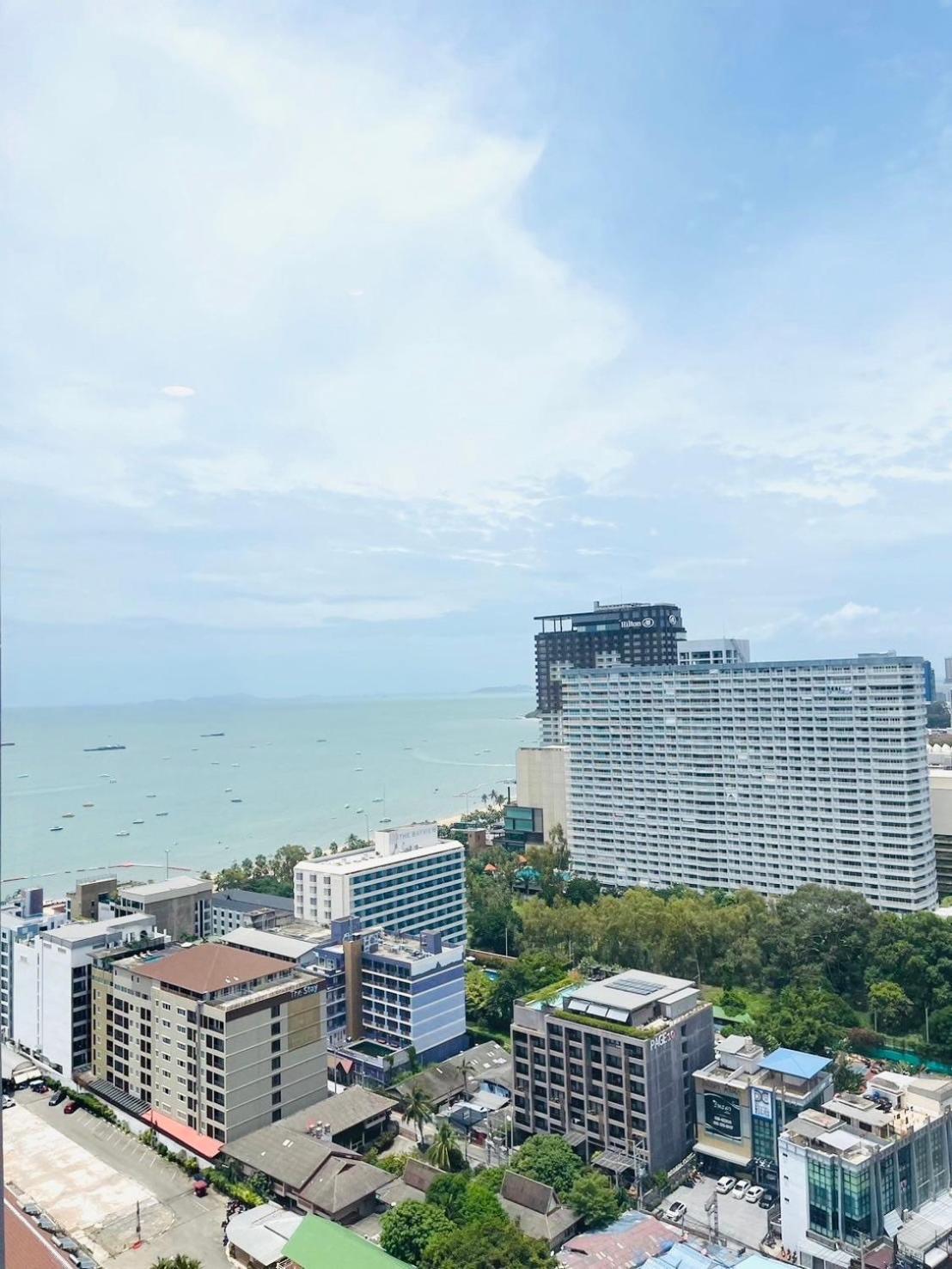 Edge Central Pattaya By Hype Apartment Exterior photo