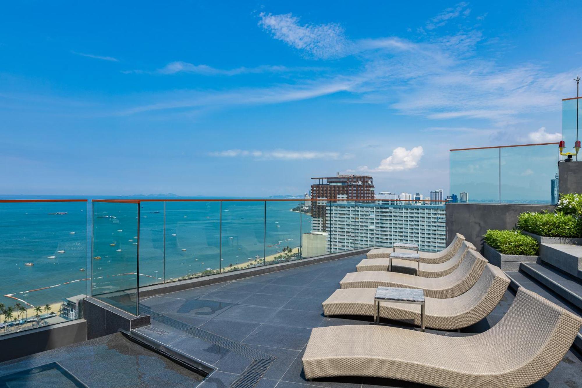 Edge Central Pattaya By Hype Apartment Exterior photo